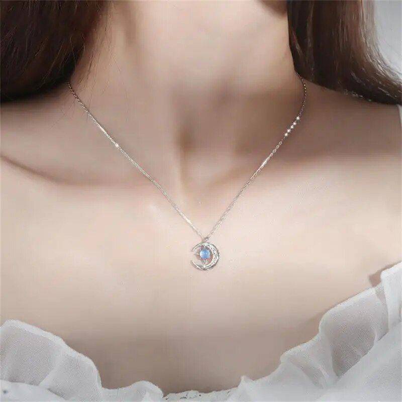 Elegant Star and Moon Rhinestone Necklace Fashion Accessories Jewelry Metal Color : Silver Elegant Star and Moon Rhinestone Necklace Fashion Accessories Jewelry Metal Color : Silver