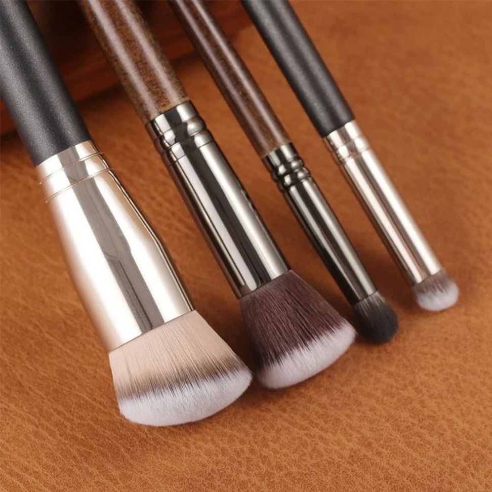 4-in-1 Makeup Brush Set Makeup Set : 4Pcs 4-in-1 Makeup Brush Set Makeup Set : 4Pcs