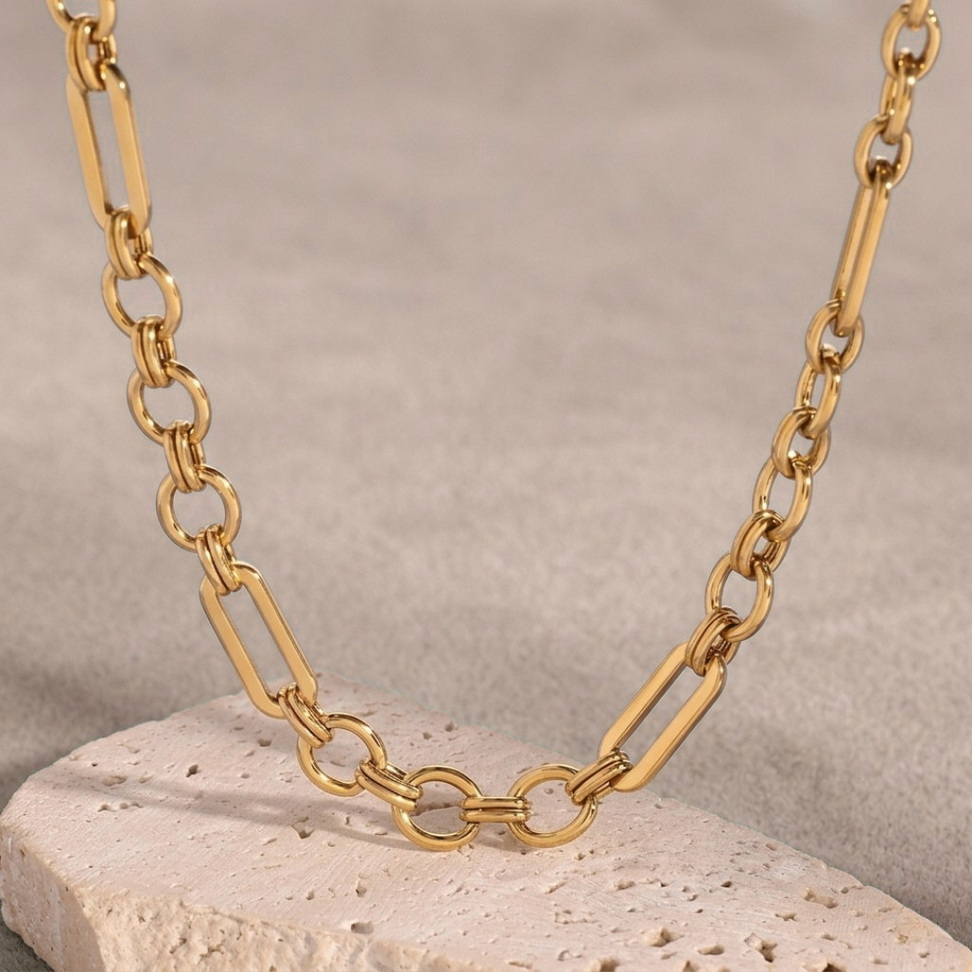 Gold Paperclip Necklace 003