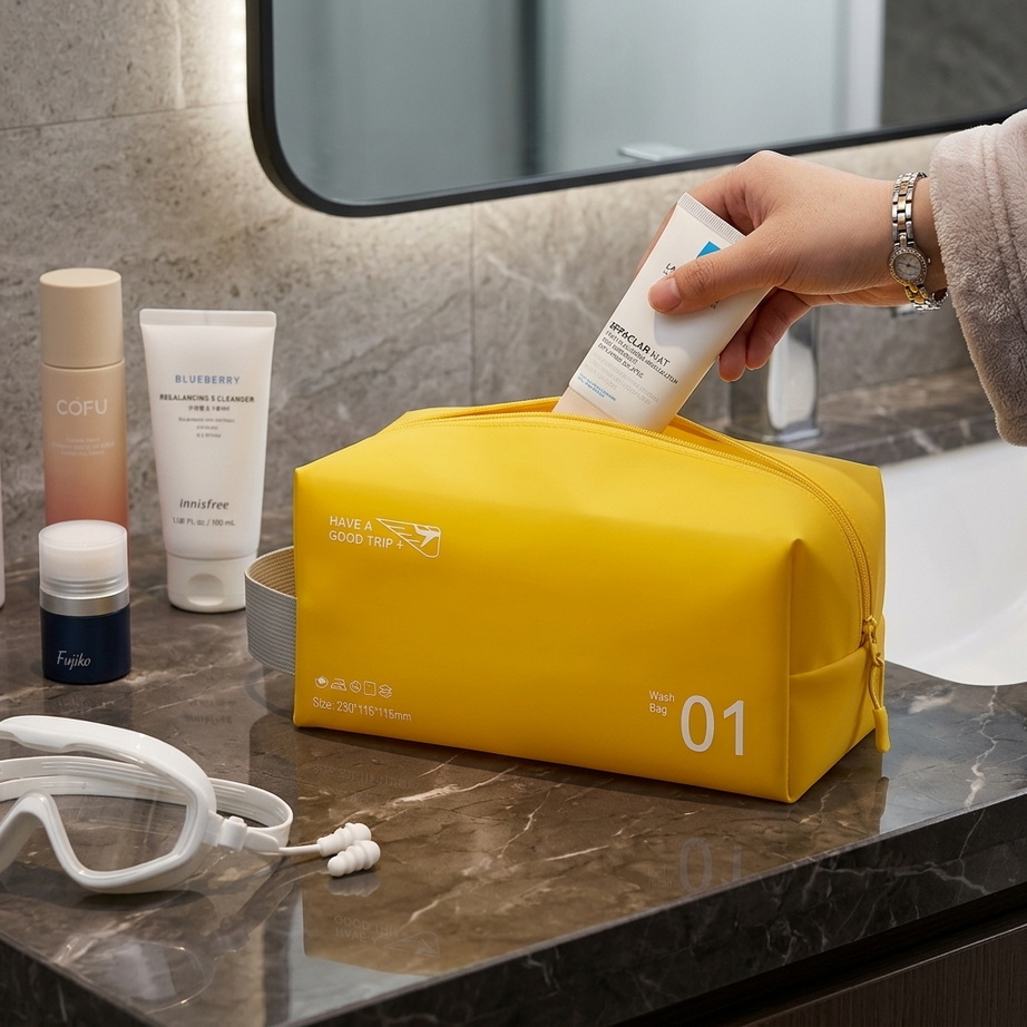 Chic Multifunctional Waterproof Cosmetic Bag 005