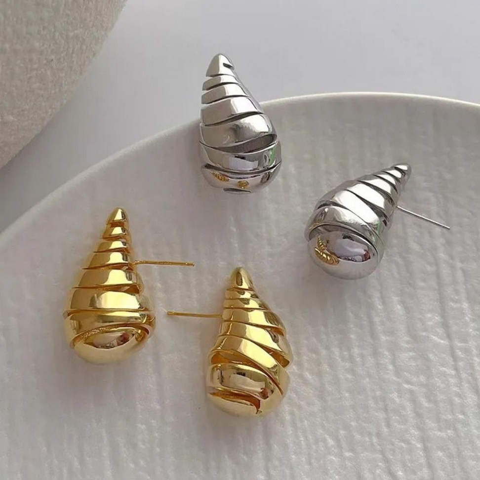 Glossy Teardrop Stud Earrings Earrings New Arrivals Color : Gold|Silver Glossy Teardrop Stud Earrings Earrings New Arrivals Color : Gold|Silver