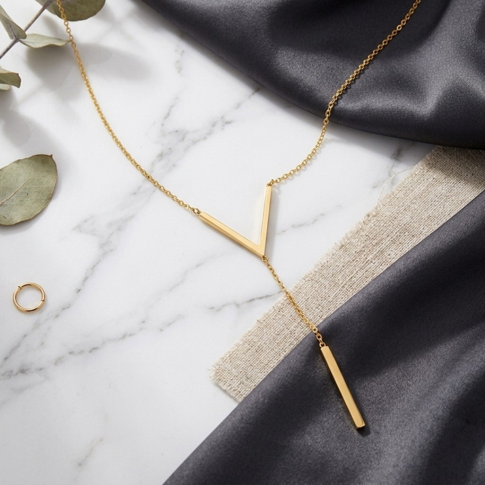 Gold-Toned V-Shaped Clavicle Necklace 001