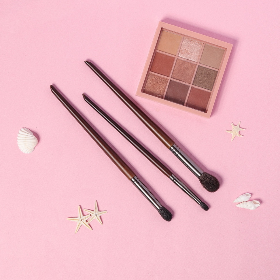 Premium Goat Hair Tapered Blending Makeup Brushes Makeup Color : Dark Brown|Orange|Brown Premium Goat Hair Tapered Blending Makeup Brushes Makeup Color : Dark Brown|Orange|Brown