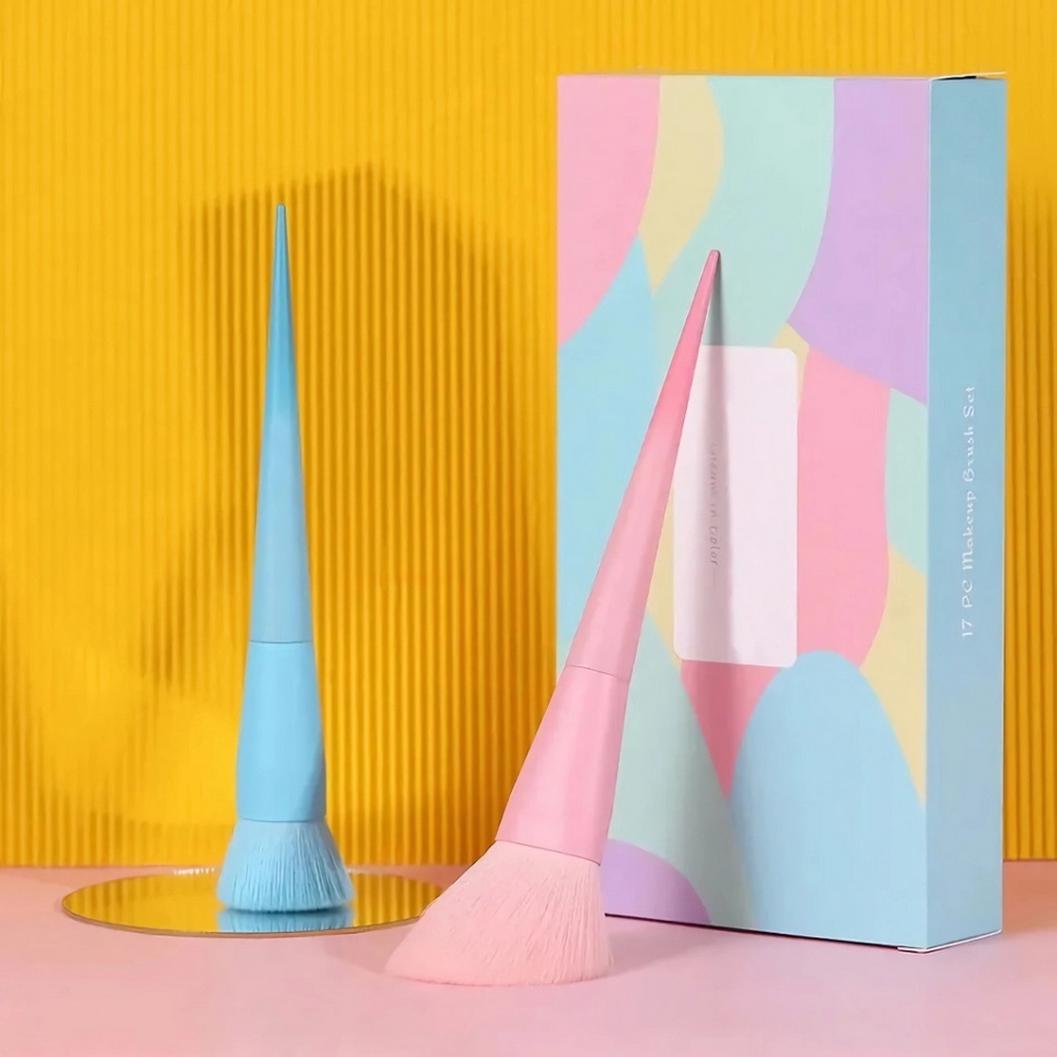 Pro-Glow 17-Piece Makeup Brush Kit Makeup New Arrivals Quantity : 17-Pcs Pro-Glow 17-Piece Makeup Brush Kit Makeup New Arrivals Quantity : 17-Pcs